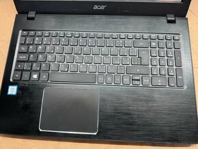 Predám pokazený notebook na náhradné diely zn.Acer E5-575G - 5