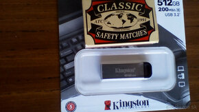 Predám 512GB Kingston USB kľúč - 5