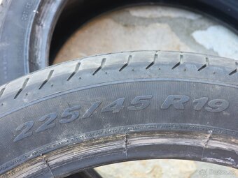 225/45 r19 Pirelli - 5