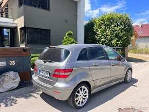 Mercedes Benz B200 cdi - 5