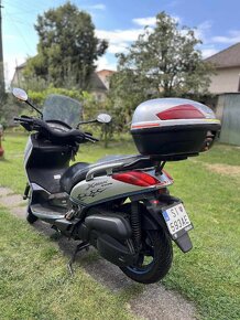 Yamaha Xmax - 5