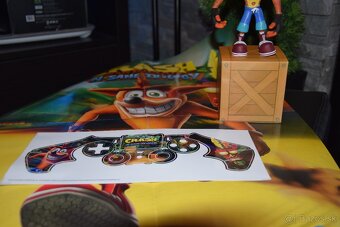 NECA Crash Bandicoot - 5