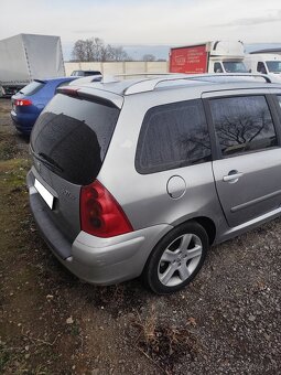 Peugeot 307sw 1.6 - 5