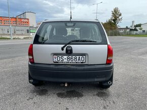 Opel Corsa Hatchback 40kw Manuál 1999 - 5