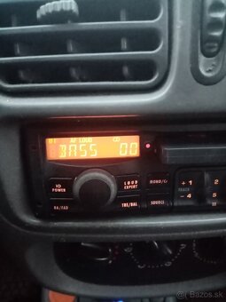 Predám rádio Mercedes šprintér 99 1DIN - 5