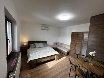 Štúrovo - prenájom apartmánu - 5