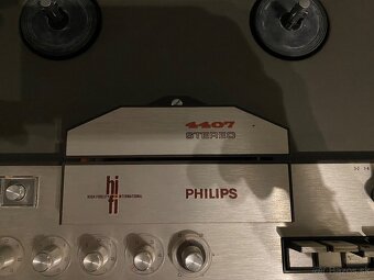 Predám kotucovy magnetofon Philips 4407 stereo - 5