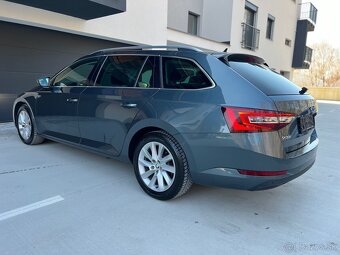 Škoda Superb Combi 2.0 TDI Style DSG 2019 - 5