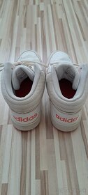 Adidas v. 4 1/2 - 5