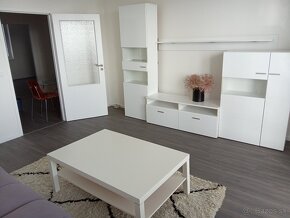 PREDAJ: Minimalisticky byt 80 m2 Trenčín - 5