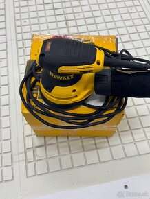 DEWALT ELEKTRICKÁ EXCENTRICKÁ BRÚSKA 125 MM - 5