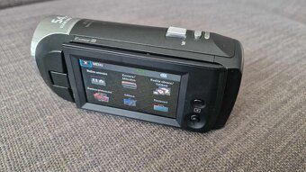 Sony HDR-CX240E - 5