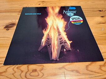 Lp ACCEPT  - Restless and Wild - 5