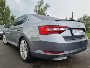 SKODA SUPERB 3 spoiler kridlo lipko na kufor - 5