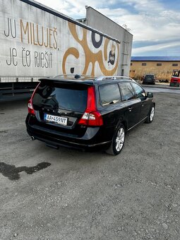 VOLVO V70 R-DESIGN - 5