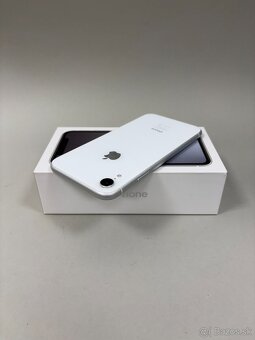 Apple iPhone XR 64GB White - 5