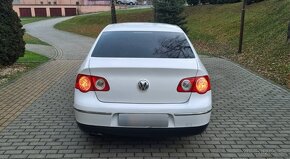 Volkswagen Passat B6 Highline 2.0TDi 103KW DSG R.v.2008 - 5