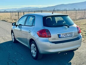 Toyota Auris 1.6i Benzin Automat - 5