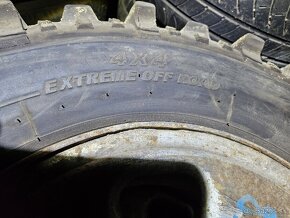 Plechové disky 6x114.3 + offroad pneu 235/75r16 - 5