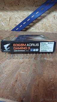 Predám základnú  dosku GIGABYTE B360M AORUS GAMING 3 - 5