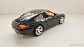 1:18 PORSCHE 911 997 - 5