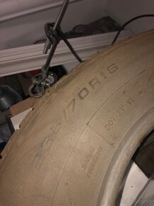 Pneu 235/70r16 - 5