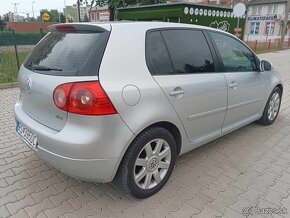 Predám Volkswagen Golf 5 1.9 TDI Sportline 77kw M5 5d - 5