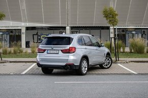 BMW Rad 5 X5 2.5 d xDrive A/T - 170 kW - 5