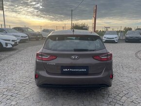 Kia Ceed 1,4 MPI 100PS M6 Silver 47 300km - 5