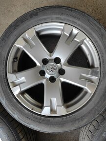 Toyota RAV4 18" 5x114,3 235/55R18 - 5