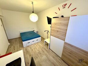 NA PREDJ 3 IZBOVÝ BYT S LOGGIOU, 64M2, PALÁRIKOVA UL., SENIC - 5