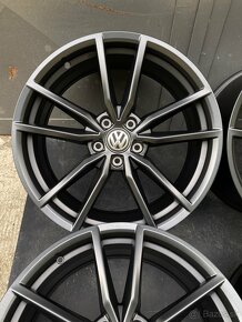 ✅ R19 ®️ Originál VW Pretoria 5x112 ET44 ✅ Passat R-Line - 5