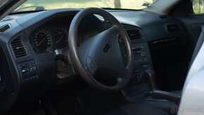 Predám auto Volvo S60 - 5