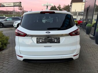 Ford S-Max 2.0TDCi A/T 7-MIESTNY Titanium - 5