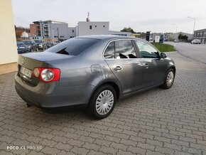 Volkswagen Jetta 2 TDI 103KW DSG 2007 - 5