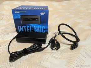 Intel NUC 8th gen i3-8109U, 16GB RAM, 250GB SSD - 5