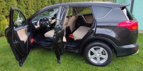 Toyota RAV4 2.2 l D-CAT Active 4x4 - 5