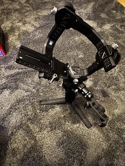 DJI RONIN RSC2 - 5