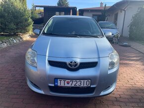 Toyota Auris 2.0 D4D - 5