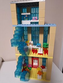 Lego Duplo obchodný dom - 5