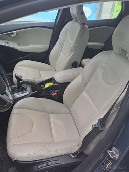 Volvo V40 D2 Momentum - 5