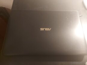 Asus X751L SonicMaster 17,3" i3 SSD 128 4Gb. - 5