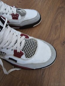 Jordan 4 PSG - 5