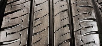 Predám 4ks pekné letné 235/65r16C Michelin na dodávku - 5