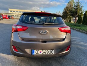 Hyundai i30 1.6 CRDi DOHC 16V Comfort - 5