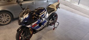 Suzuki GSX-R 1000 K4 - 5