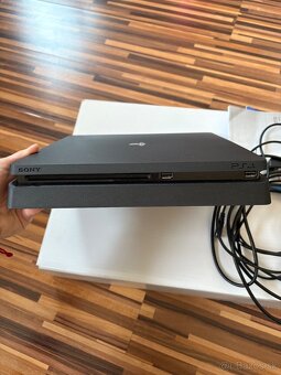 PlayStation 4 1TB - 5