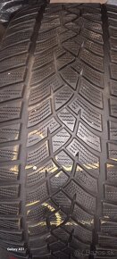 235/40R19 - 5