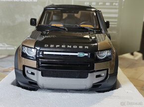 1:18 Land Rover Defender - 5