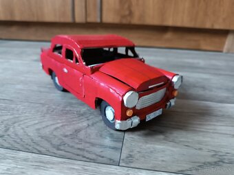 Predám kartónový model Škoda Octavia 1962 - 5